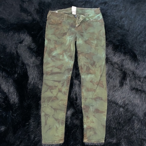 True Religion Jeans - WNS - size 31 - Picture 2 of 4